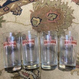 Set of 4 Tommy Bahama glasses